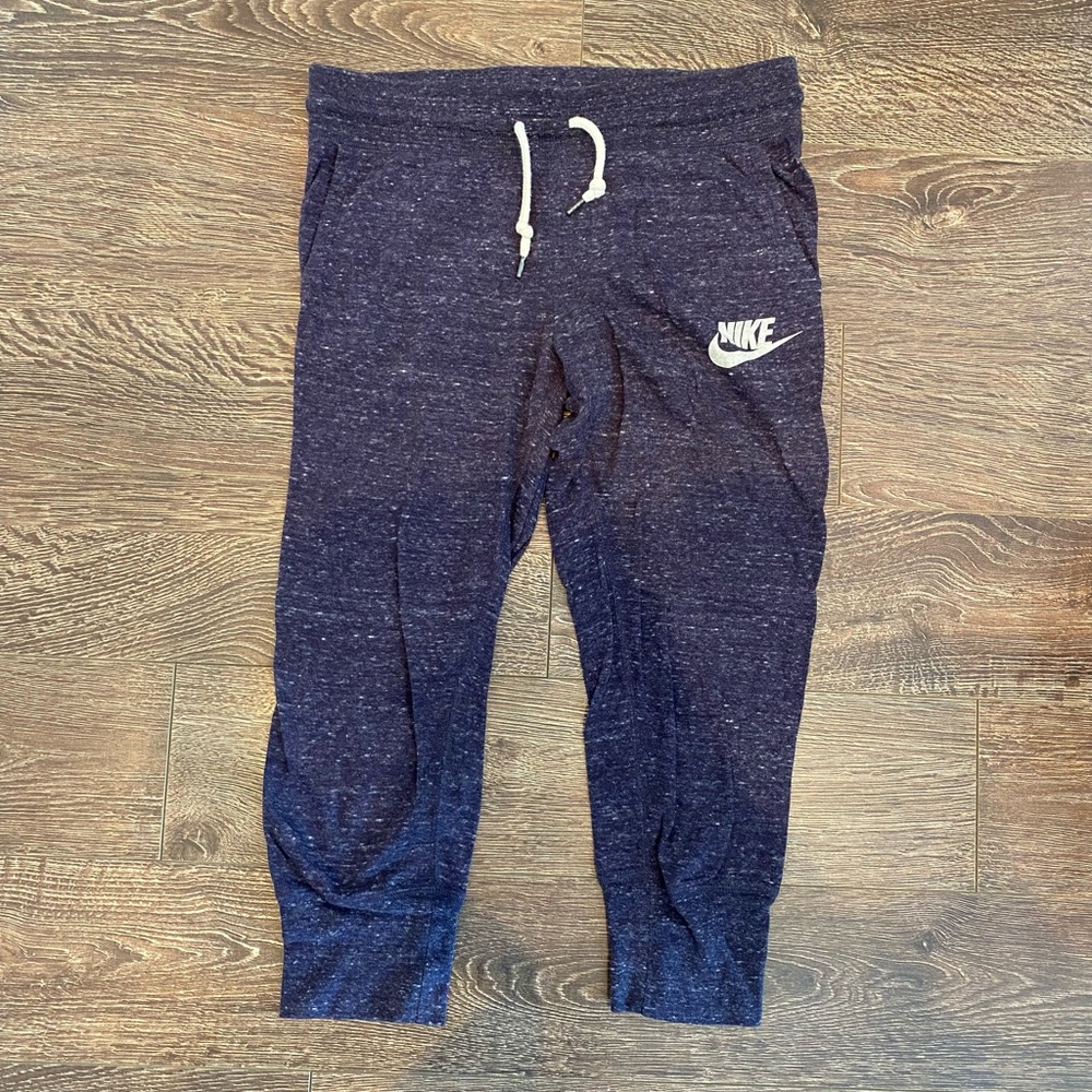 Nike cropped sweat pant